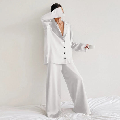 Iris® | Oversized pyjamassett med silkemyk elegansee